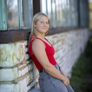 Meet your Posher, Abby